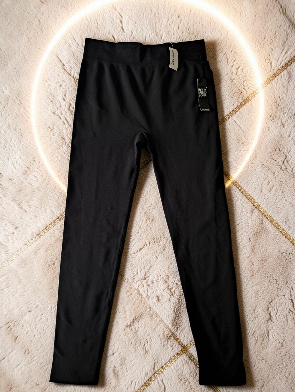 New La Vie En Rose Black Leggings